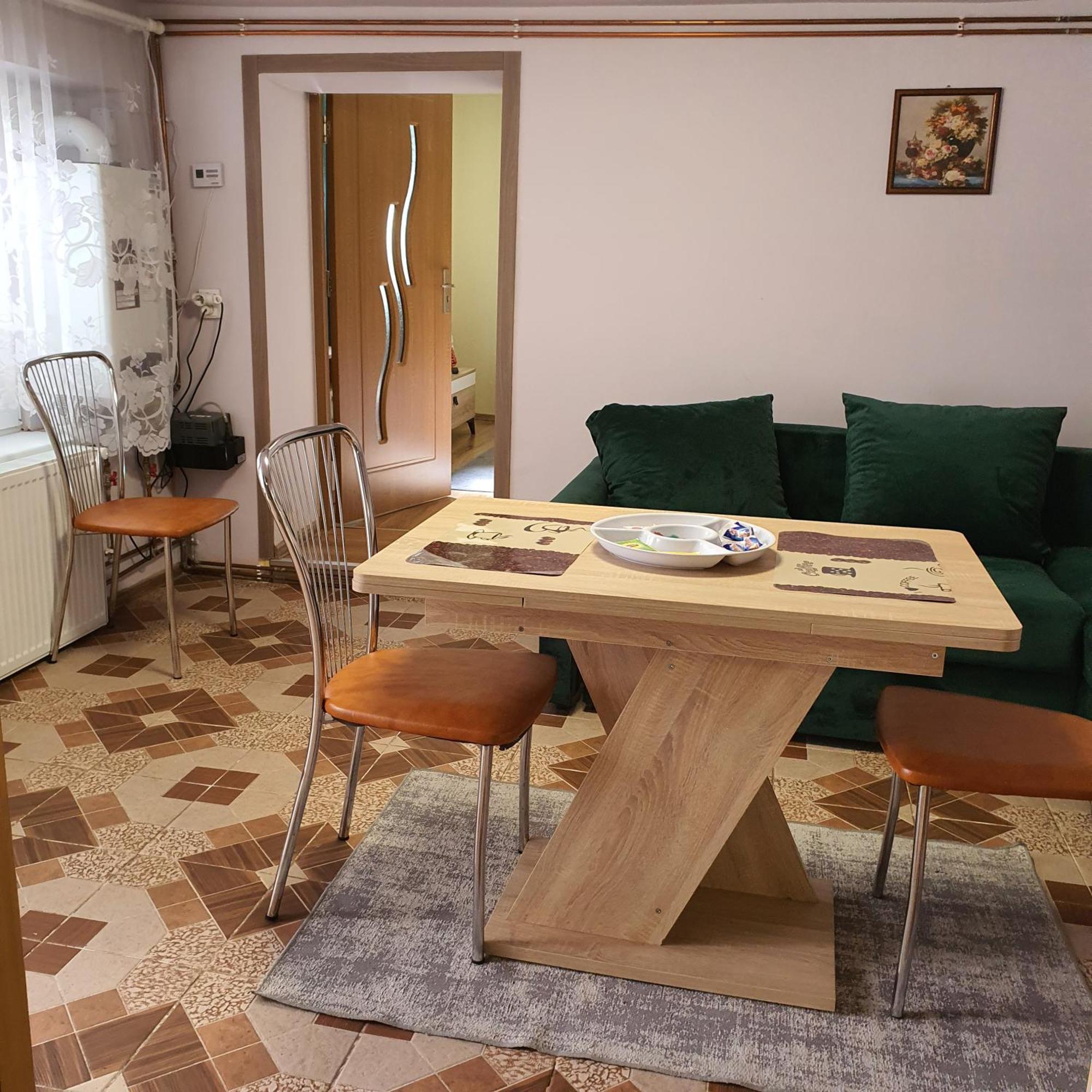 Appartement Carissa House à Braşov Extérieur photo